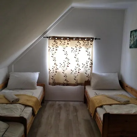 Apartament Matula Vendeghaz *