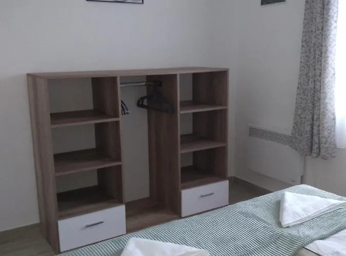 Matula Vendeghaz * Tiszafüred